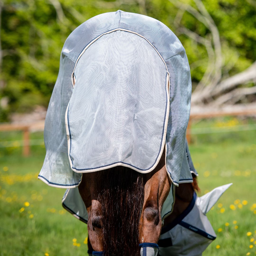 Horseware Rambo Lite Protector Rug in Silver & Navy (0g)