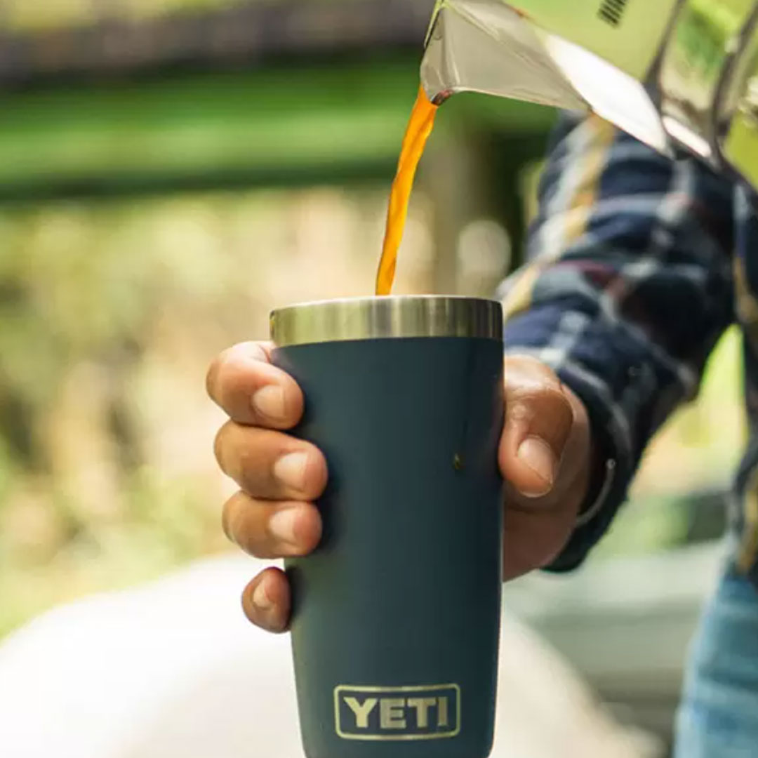 YETI Rambler 10 Oz Tumbler in Navy (296ml) with Magslider Lid