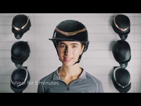 Charles Owen YR8 Junior Riding Helmet in Navy