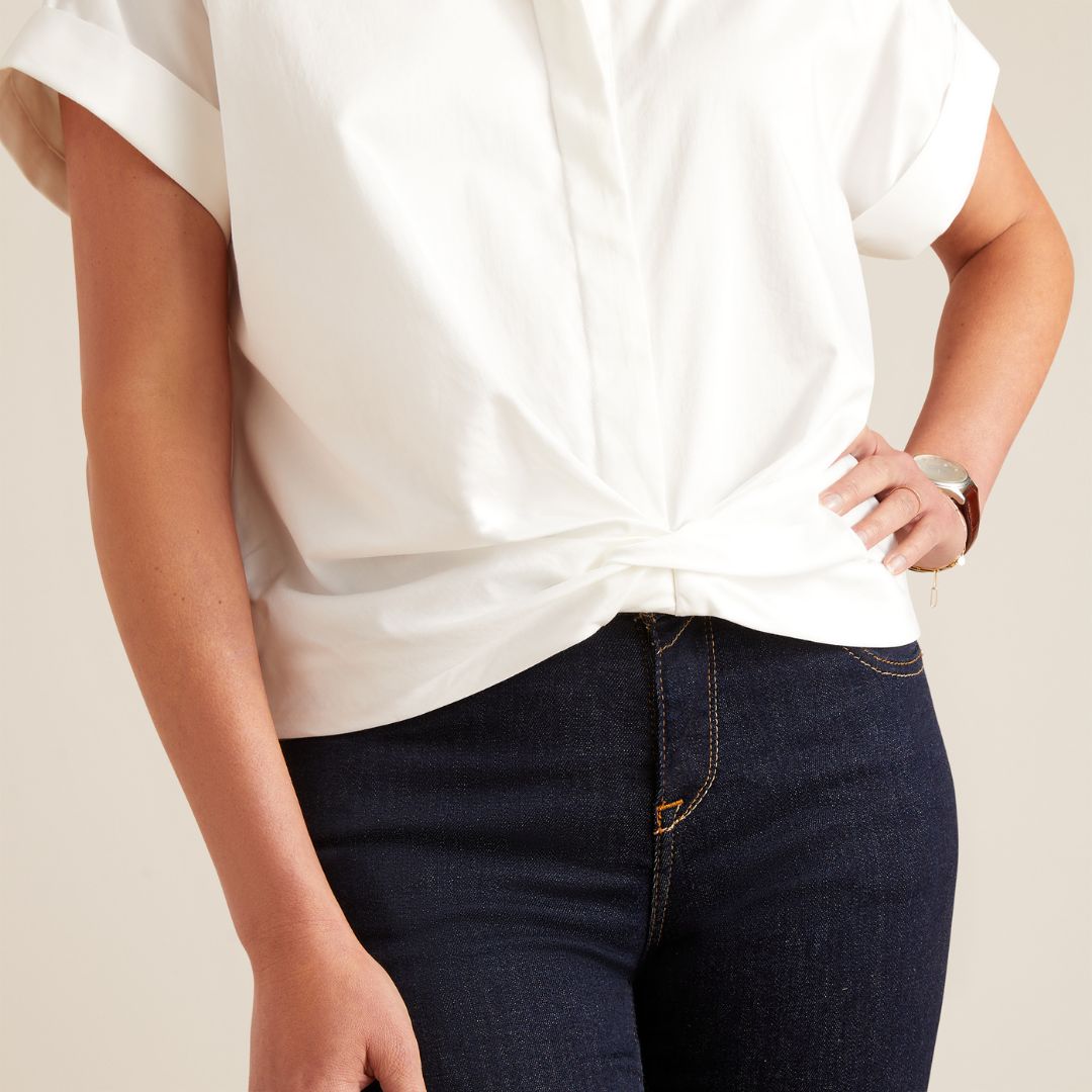 Ariat Women's Brookside Shirt in White