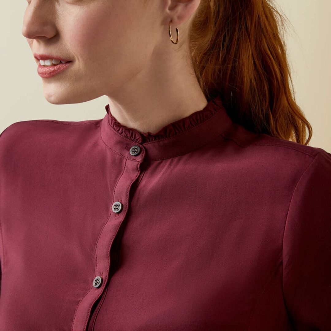 Ariat Women's Clarion Blouse in Tawny Port