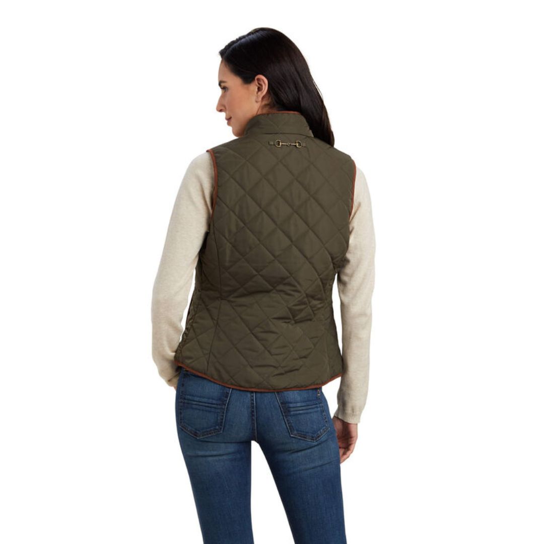 Ariat Women's Woodside Quilted Gilet in Earth