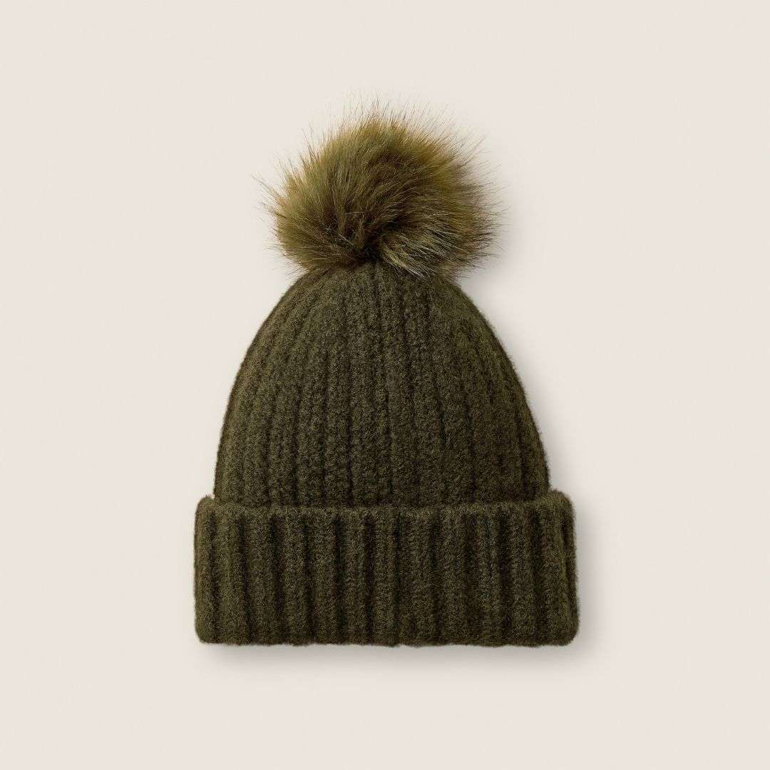 Ariat Women's Chilton Beanie in Olive