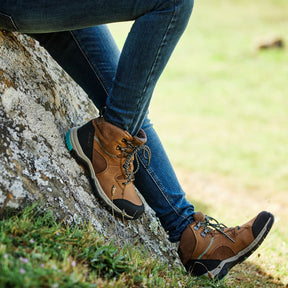 Ariat Women's Skyline Mid Waterproof Boot in Distressed Brown