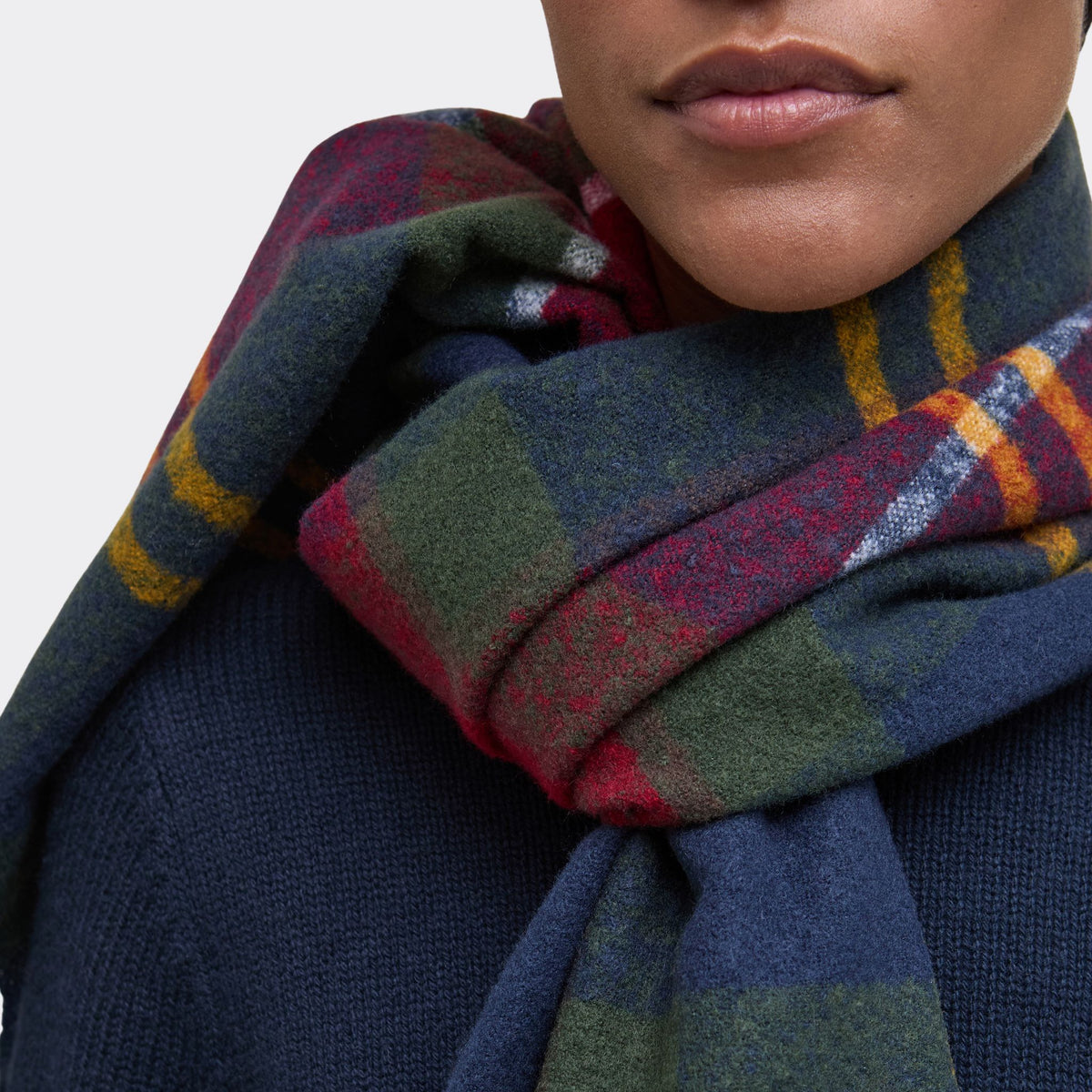 Barbour Deanna Tartan Scarf in Winterberry