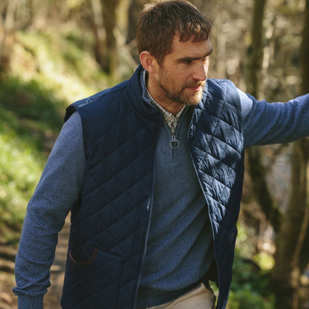 Barbour Men's Chesterwood Gilet in Navy