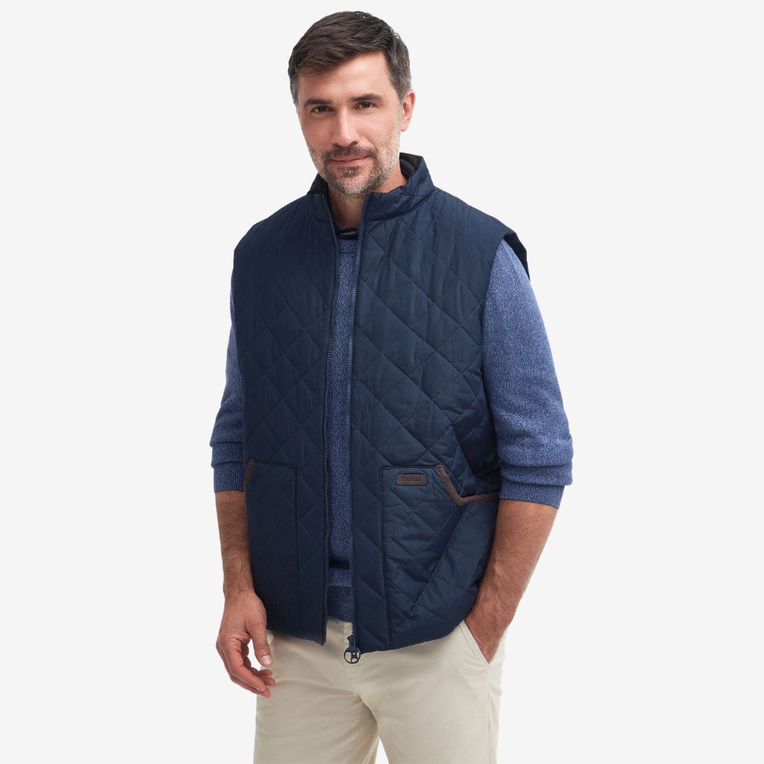 Barbour Men's Chesterwood Gilet in Navy