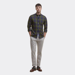 Barbour Men's Wetheram Tailored Long-Sleeved Shirt in Classic Tartan
