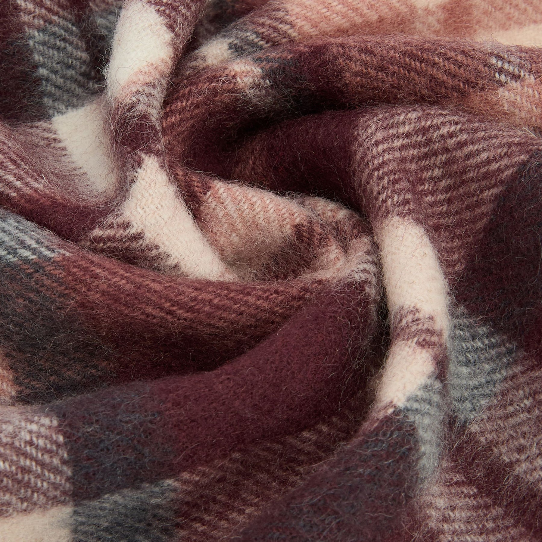 Barbour Vintage Winter Plaid Scarf in Fudge