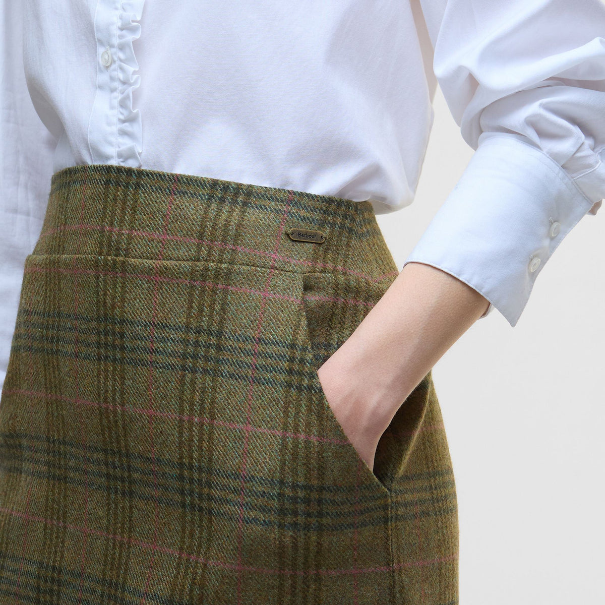 Barbour Women's Bamburgh Tartan Mini Skirt in Arabesque & Brown