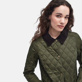 Barbour Women's Beadnell Polarquilt Jacket in Olive