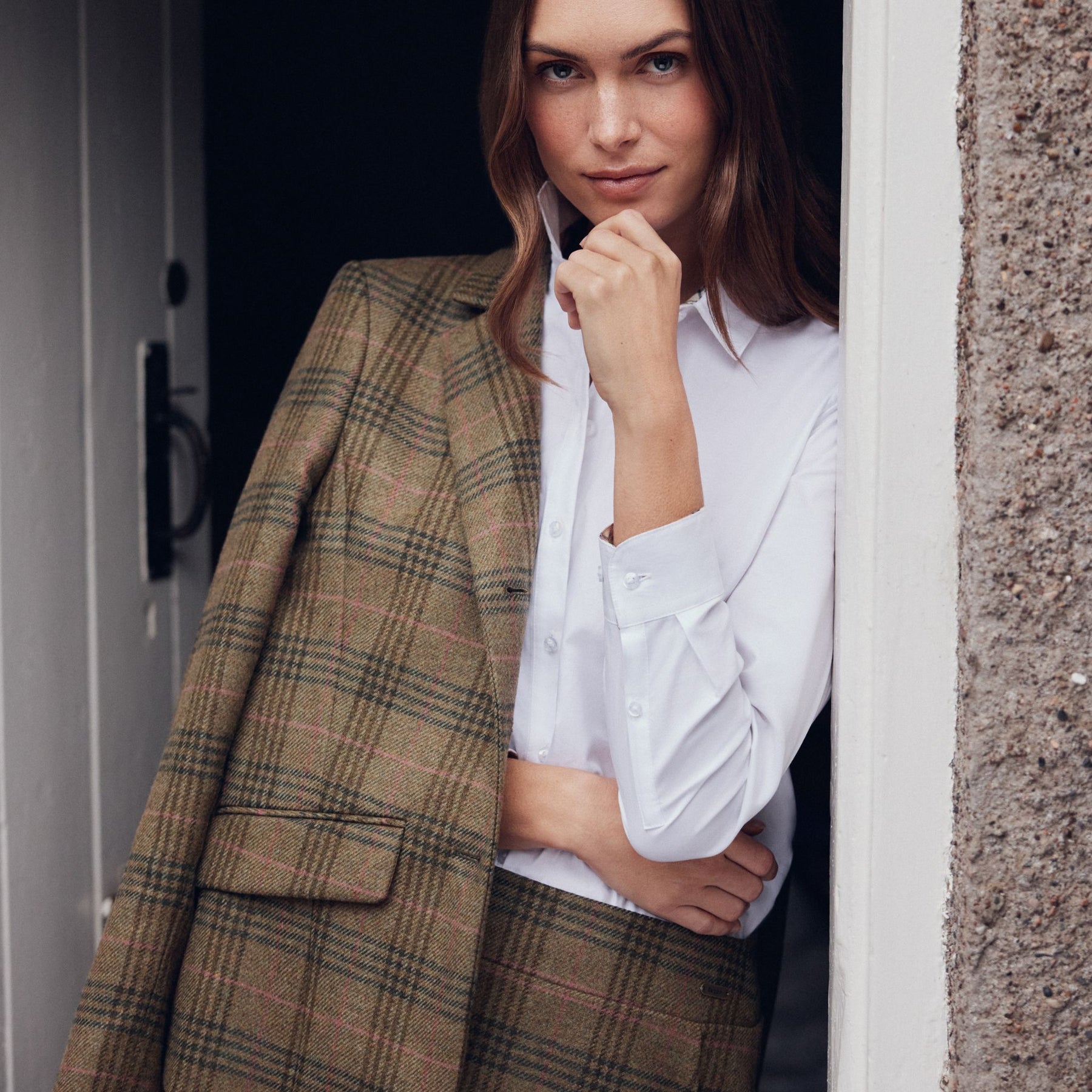Barbour Women's Carlby Tailored Wool Blazer in Arabesque & Brown