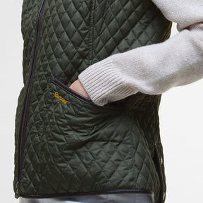 Barbour Women's Dahlia Gilet Gilet in Olive