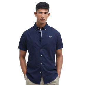 Barbour Men's Oxtown Oxford Tailored Short-Sleeved Shirt in Navy