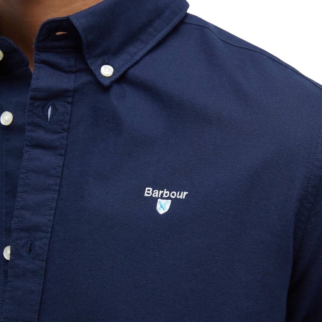 Barbour Men's Oxtown Oxford Tailored Short-Sleeved Shirt in Navy
