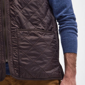 Barbour Men's Polarquilt Waistcoat in Dark Brown