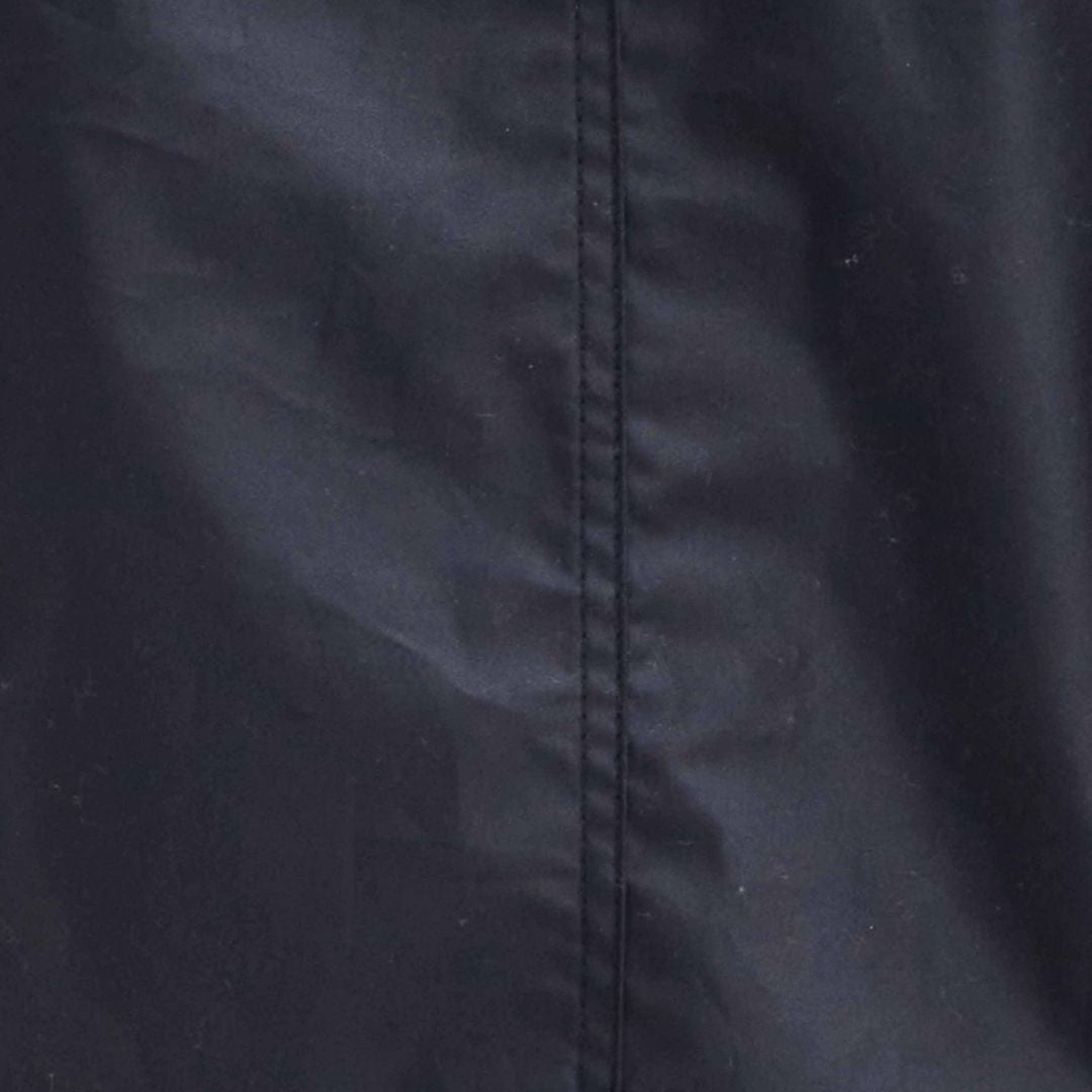 Barbour Women's Cropped Beadnell Waxed Jacket in Black