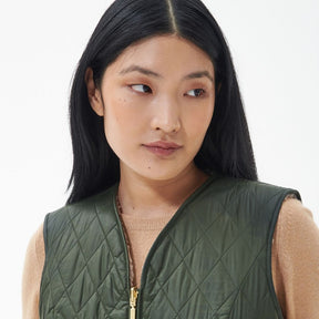 Barbour Women's Markenfield Liner in Olive
