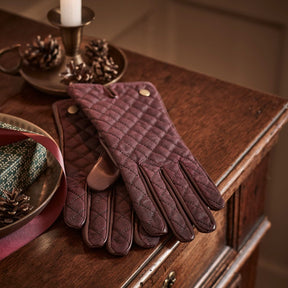 Barbour Women's Scarlet Gloves in Cabernet