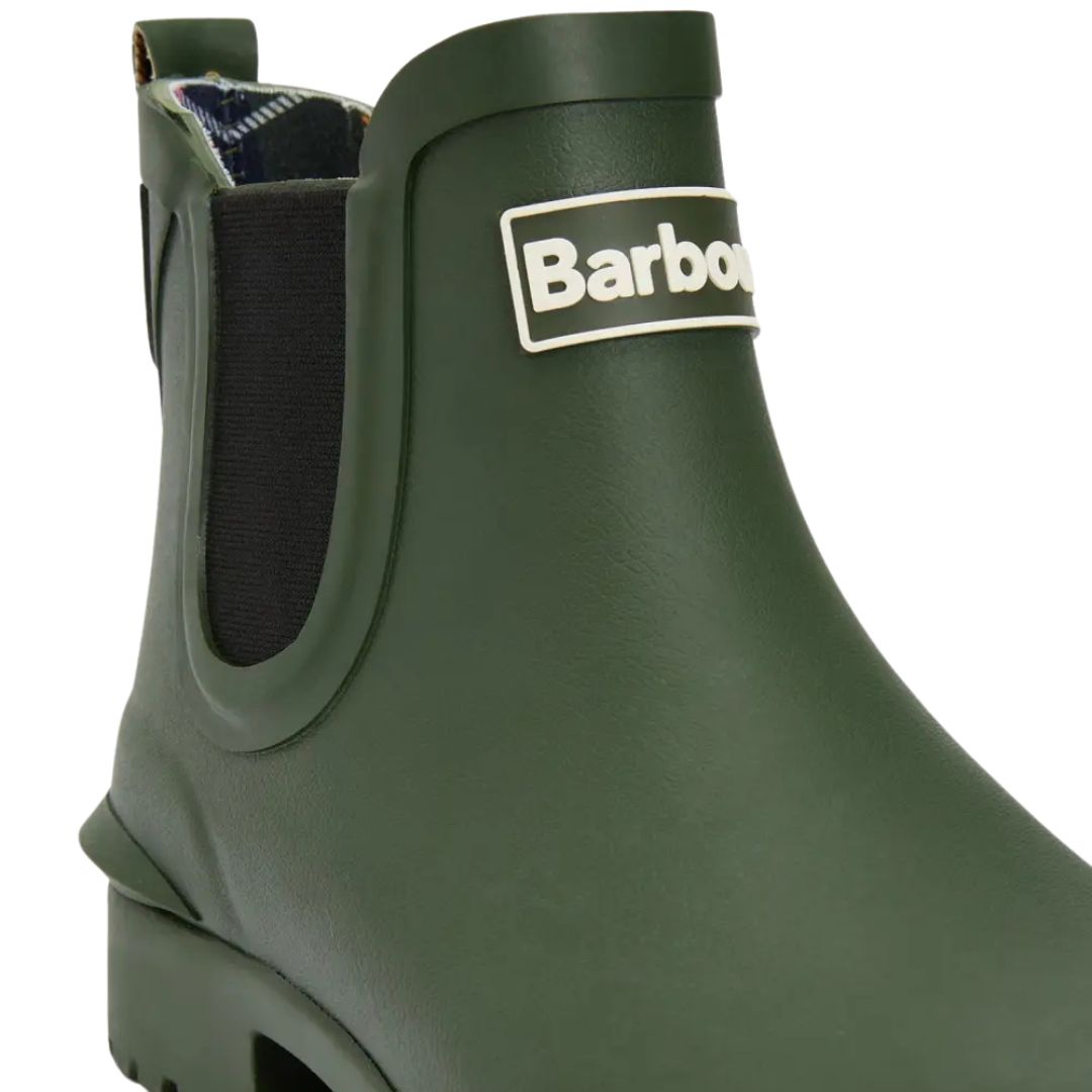 Barbour Women's Wilton Chelsea Boots in Olive