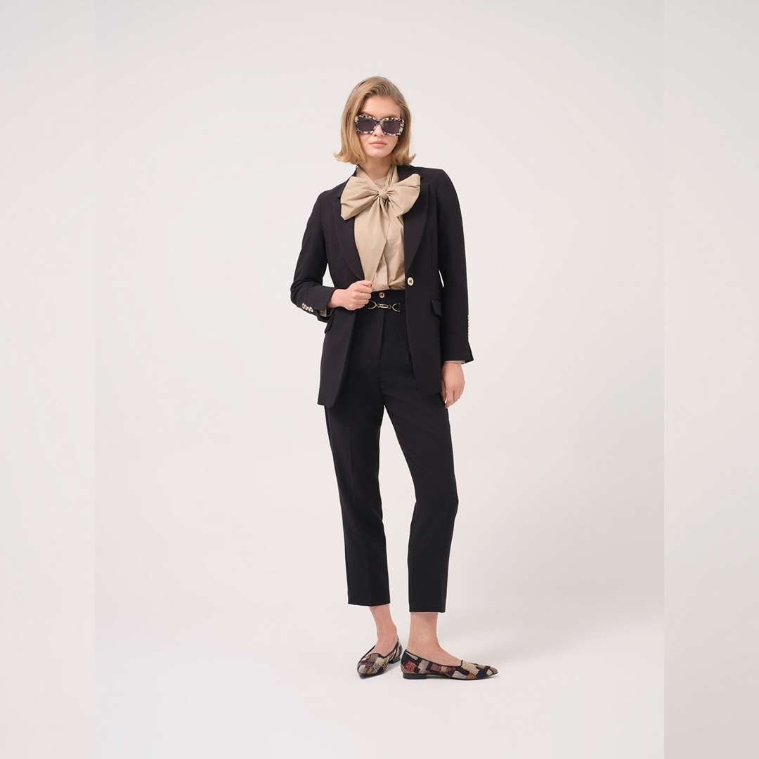 Cristina Barros Classic Trouser with Belt in Black