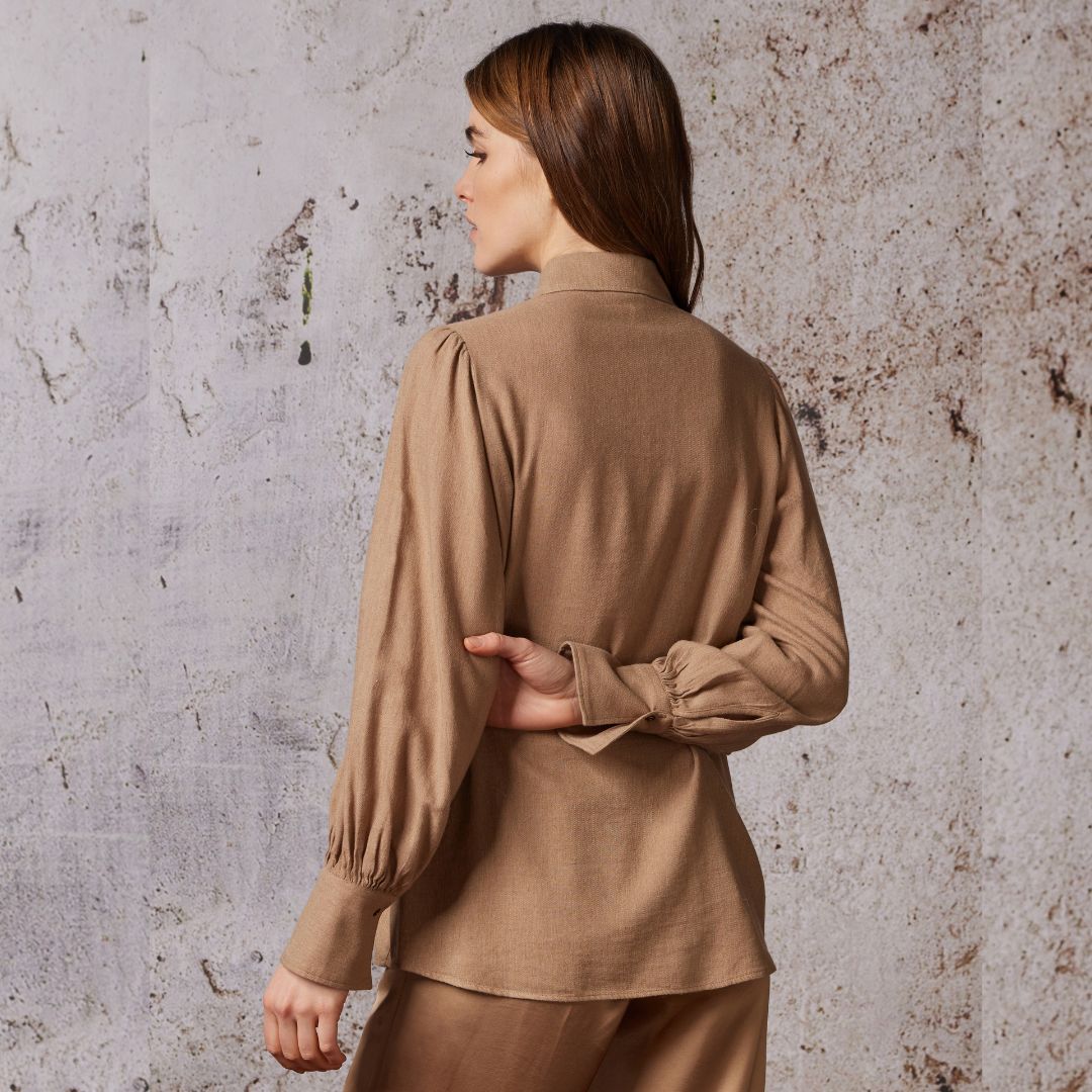 Diega Women's Clora Shirt in Camel