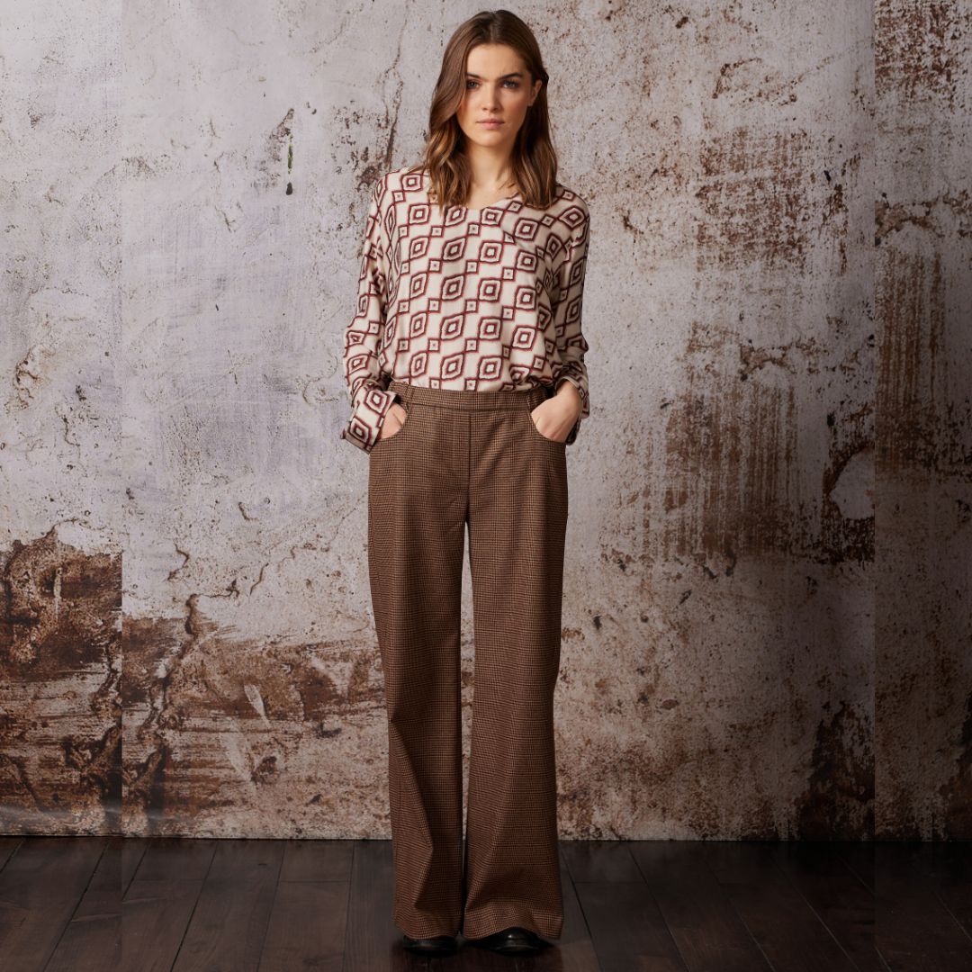 Diega Women's Pindo Check Trousers in Brown