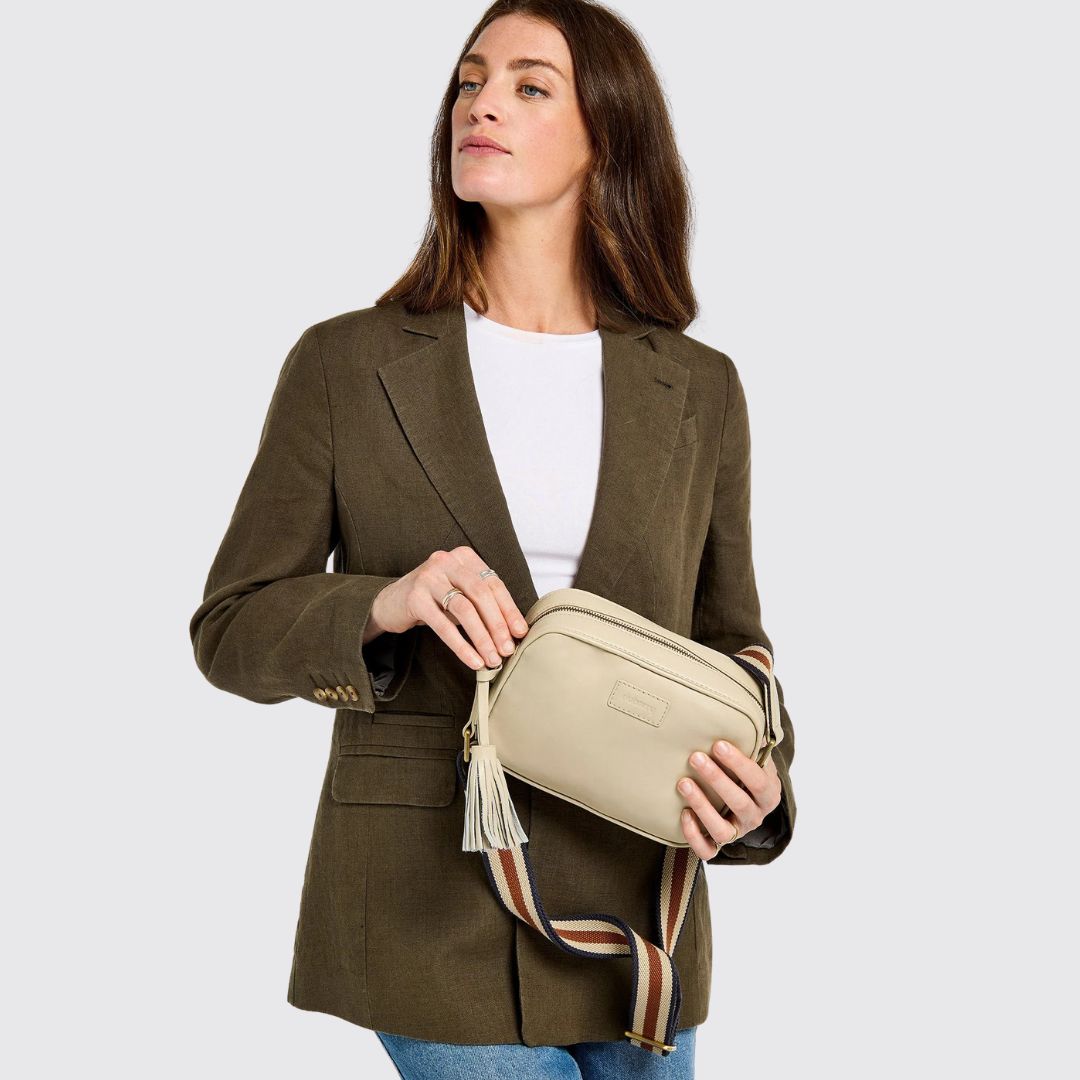 Dubarry Rostrevor Crossbody Bag in Oyster