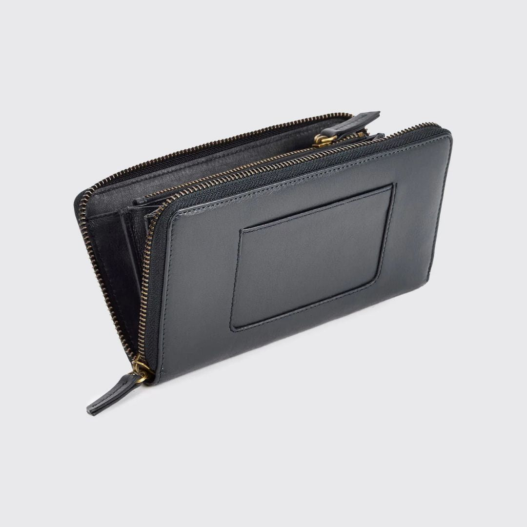 Dubarry Killucan Leather Wallet in Navy