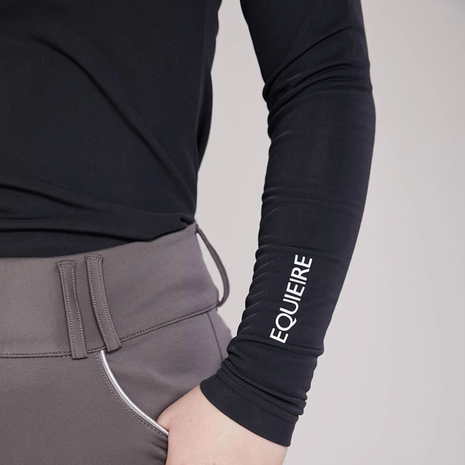 Equieire Unisex Alex Baselayer in Charcoal