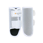 Equilibrium Tri-Zone Brushing Boots in White