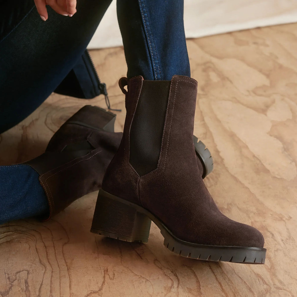 Fairfax & Favor Boudica Heeled Ankle Boot in Chocolate