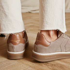 Fairfax & Favor Kendrick Suede Trainer in Fawn