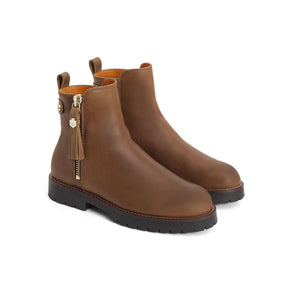 Fairfax & Favor Oakham Leather Waterproof Ankle Boot in Oak