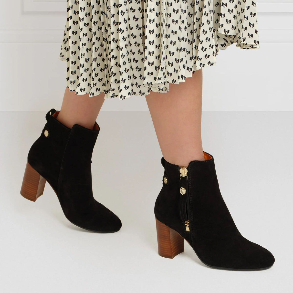 Fairfax & Favor Oakham Suede Ankle Boot in Black