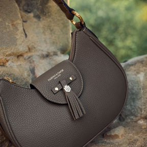 Fairfax & Favor Windsor Sholder Leather Bag in Fog