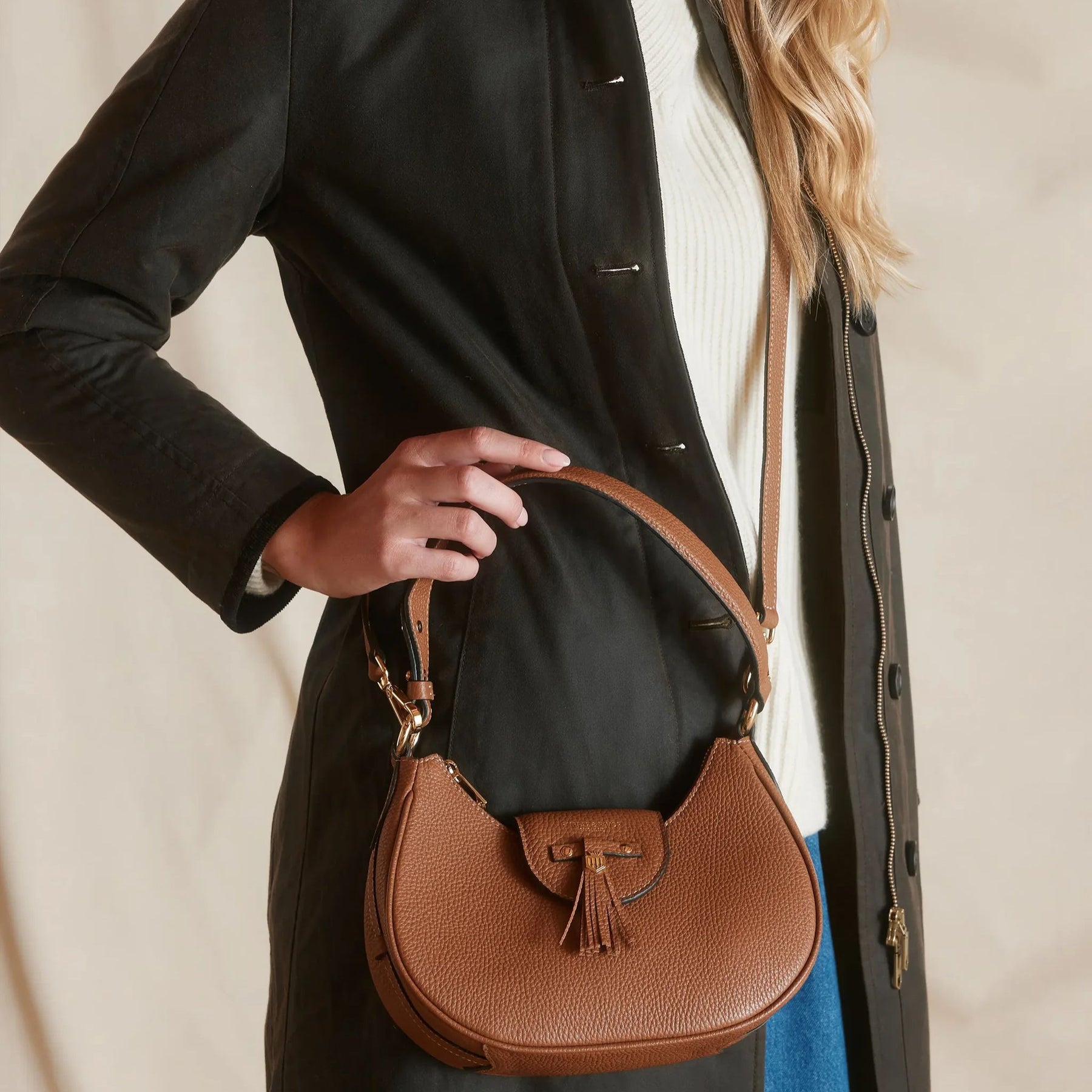 Fairfax & Favor Windsor Sholder Leather Bag in Tan