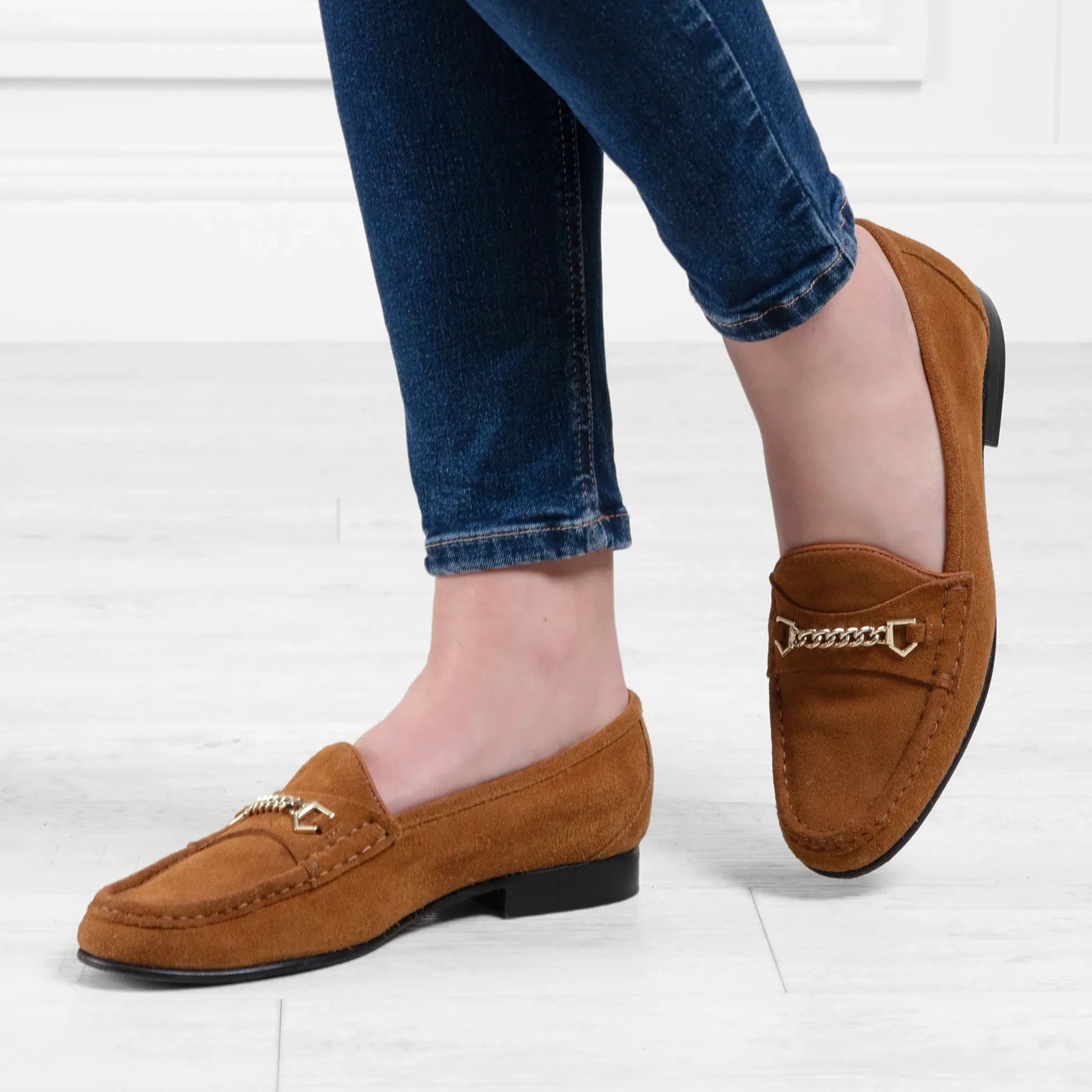 Fairfax & Favor Women's Apsley Suede Loafer in Tan