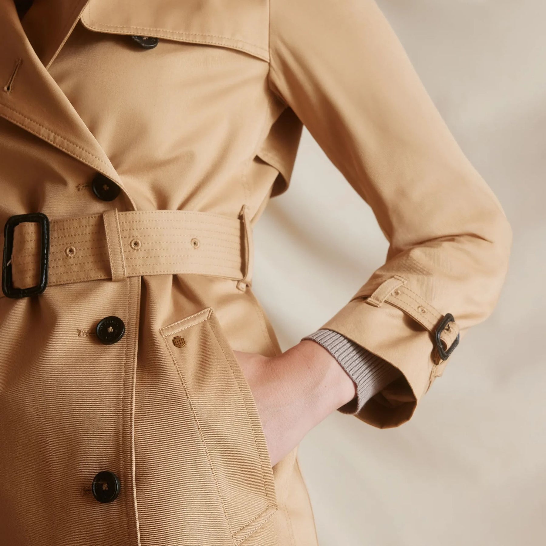 Fairfax & Favor Women's Bailey Water-resistent Trench Coat in Sand