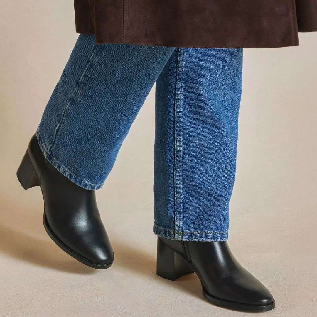 Fairfax & Favor Women's Isleworth Ankle Boot in Black Leather