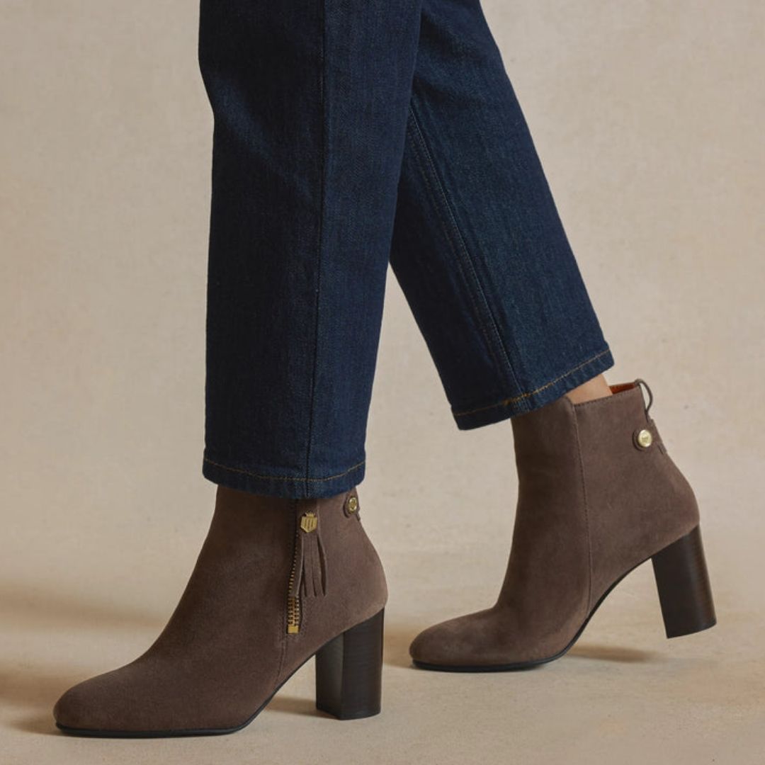 Fairfax & Favor Women's Oakham Ankle Boot in Deep Taupe Suede
