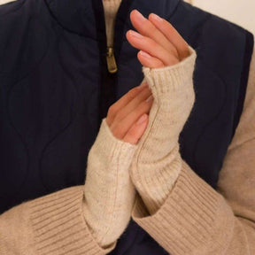Hicks & Brown Kersey Wristwarmer in Oatmeal