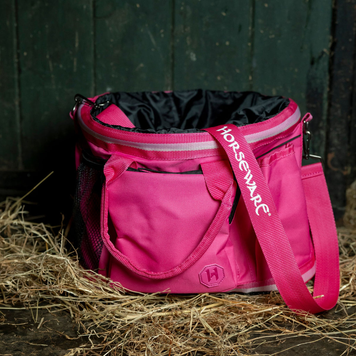 Horseware Newmarket Grooming Bag in Witney Pink