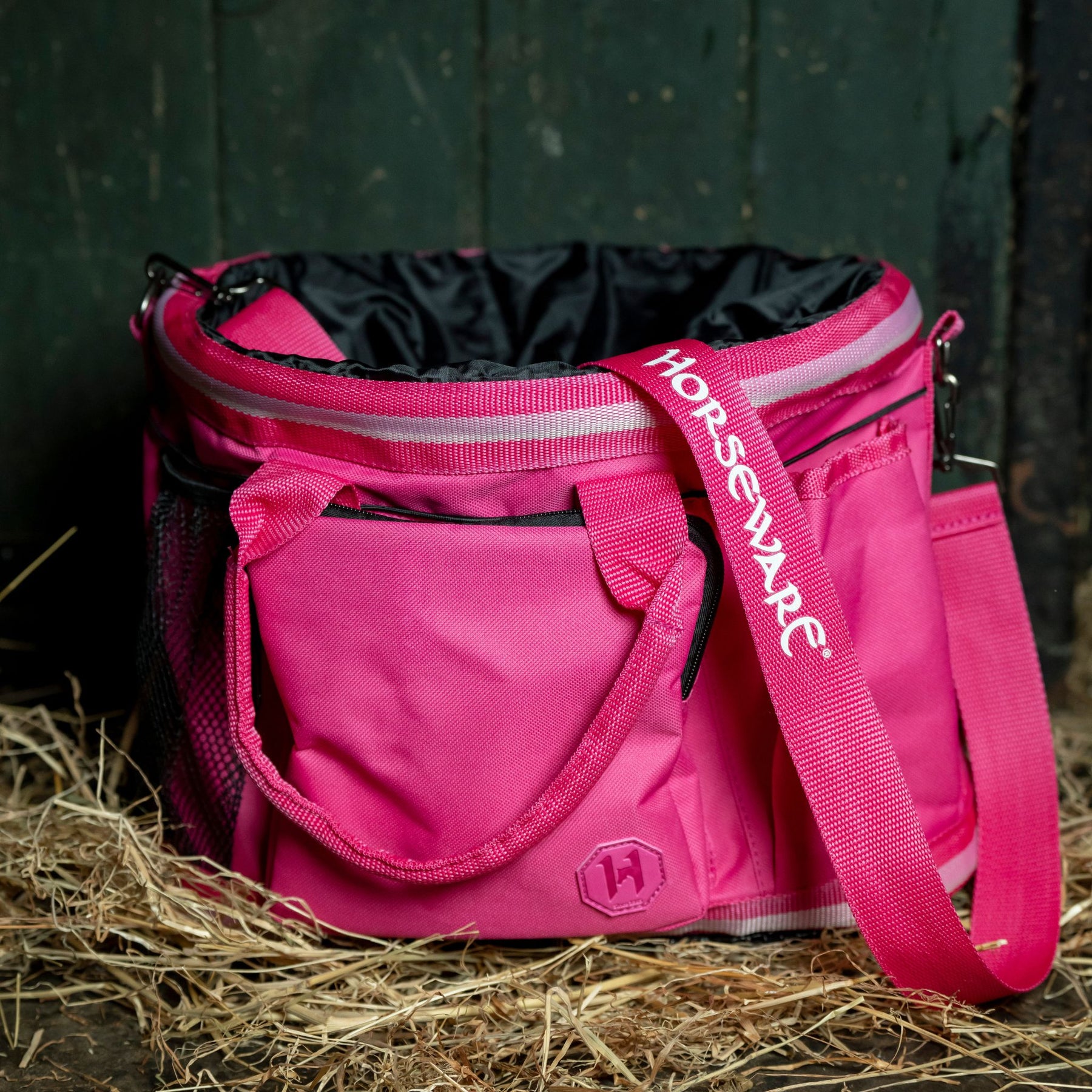 Horseware Newmarket Grooming Bag in Witney Pink