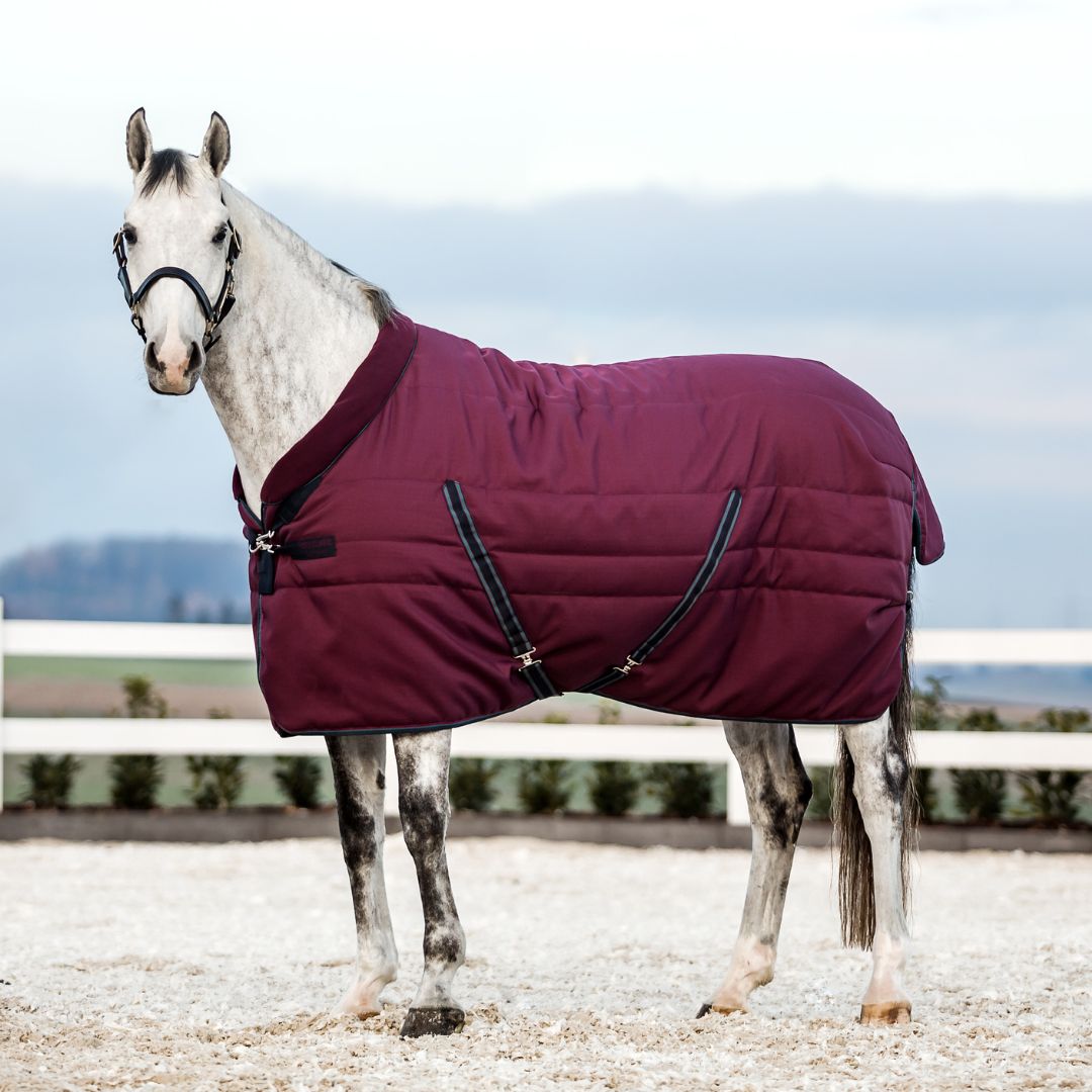 Horseware Rambo Cosy Medium Stable Rug in Burgundy (200g)