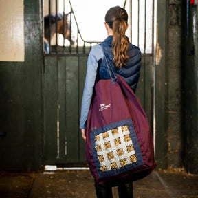 Horseware Revive Hay Bag in Fig & Navy