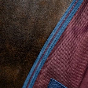 Horseware Amigo Bravo 1200D Plus Turnout Rug in Burgundy/Navy (250g)