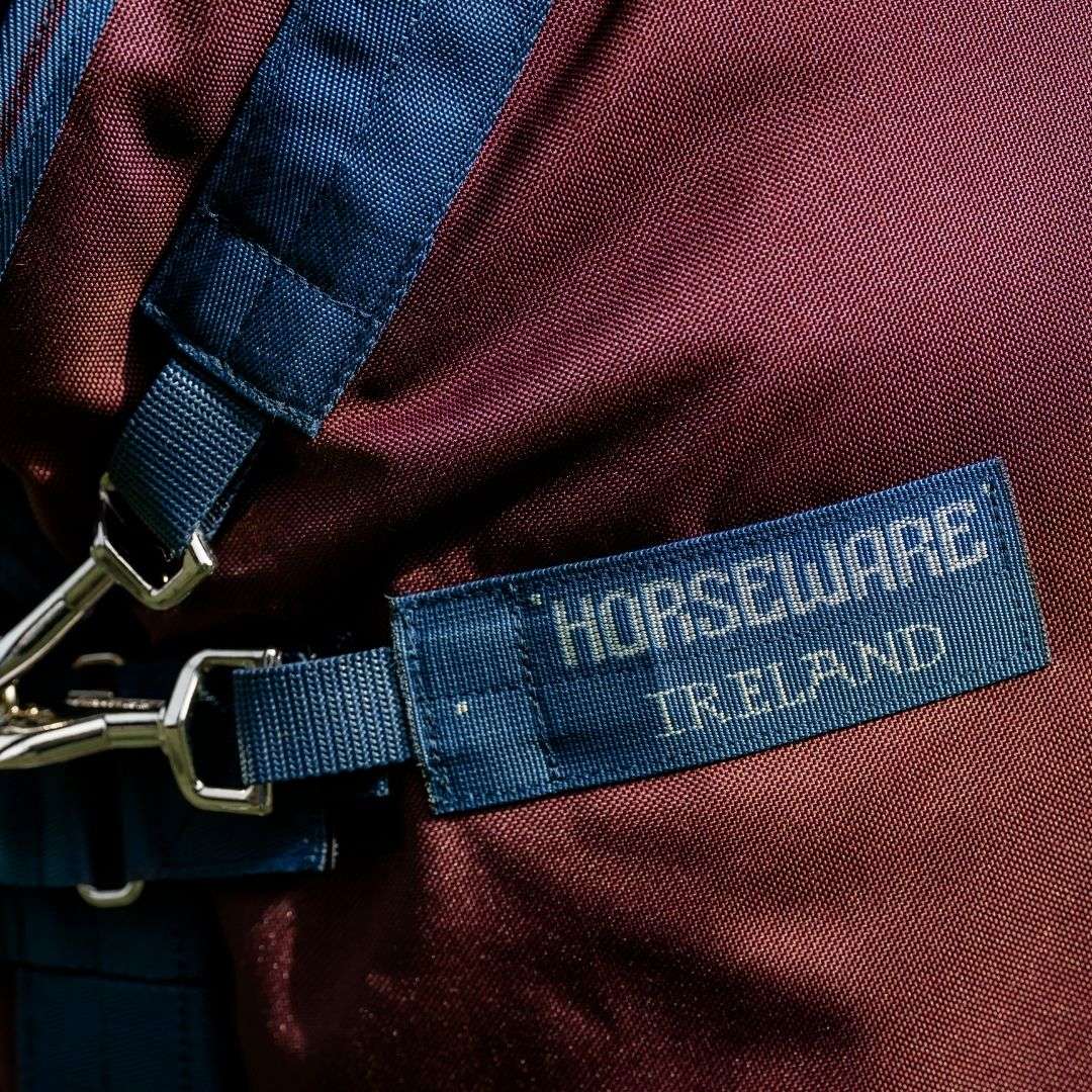 Horseware Amigo Bravo 1200D Plus Turnout Rug in Burgundy/Navy (250g)