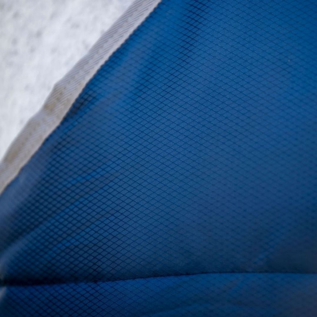 Horseware Amigo Ripstop Insulator Stable Rug in Navy (50g)