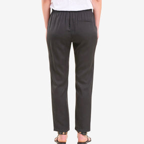 La Fee Maraboutee Women's Loose-Fitting Lyocell Trouser in Black